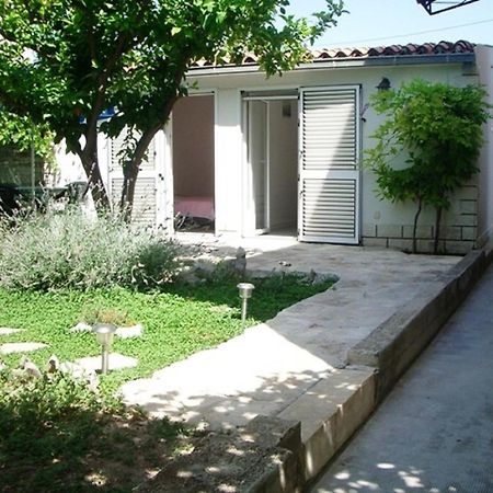 Apartments Gina تروغير المظهر الخارجي الصورة