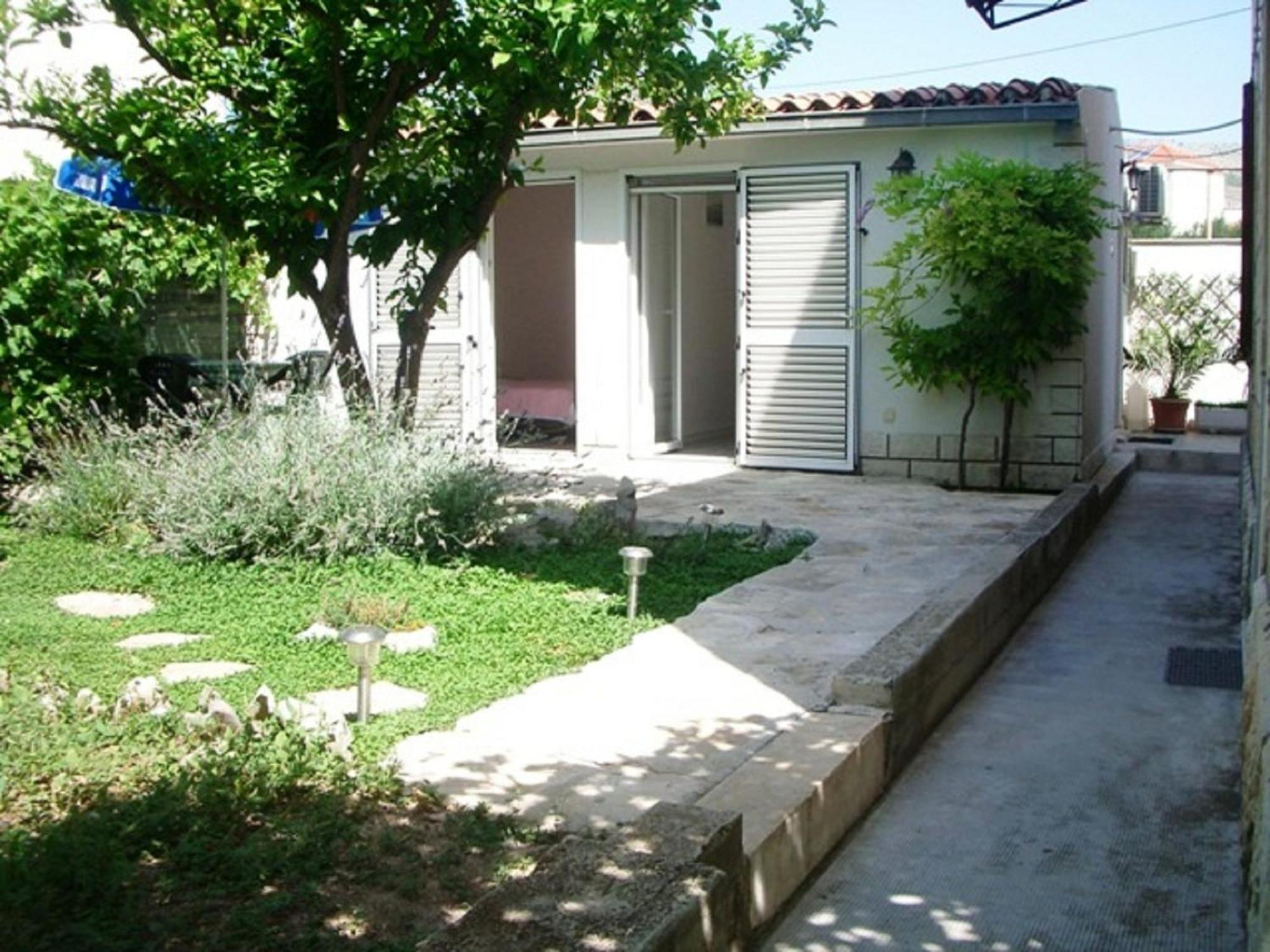 Apartments Gina تروغير المظهر الخارجي الصورة