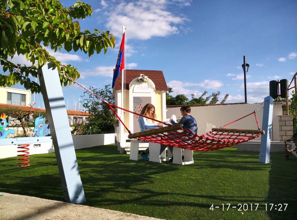 Apartments Gina تروغير المظهر الخارجي الصورة