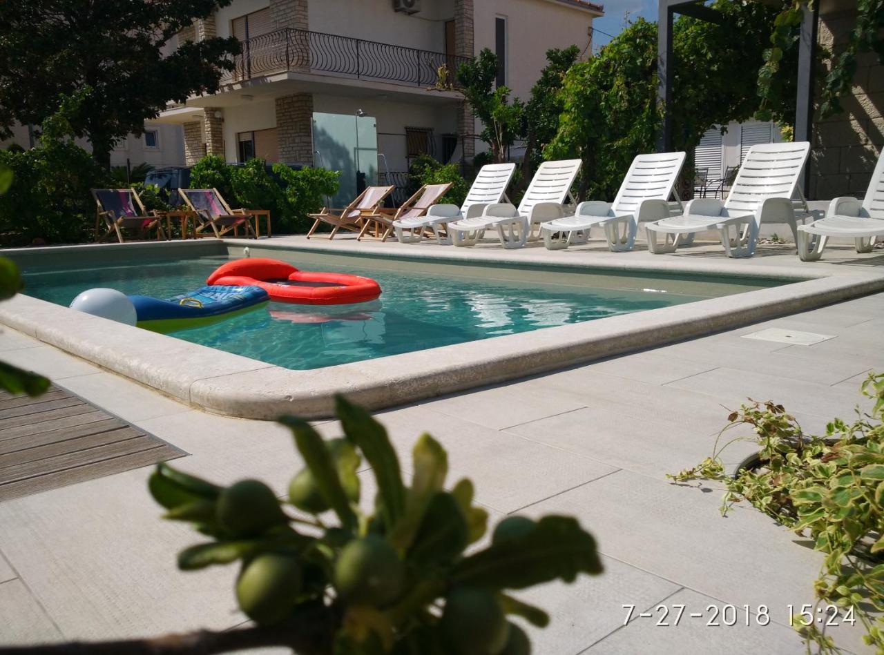 Apartments Gina تروغير المظهر الخارجي الصورة