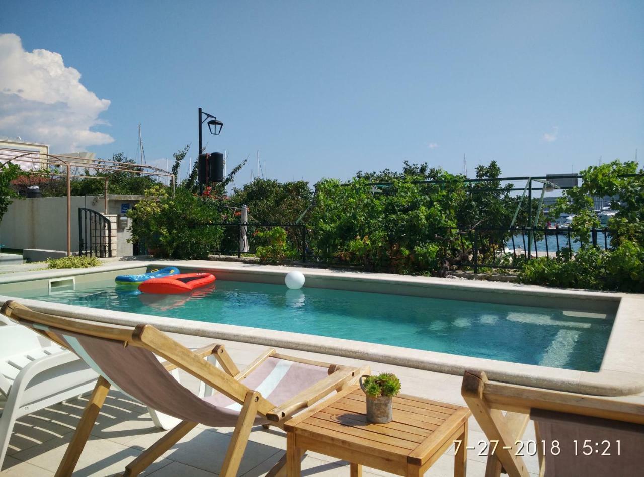 Apartments Gina تروغير المظهر الخارجي الصورة