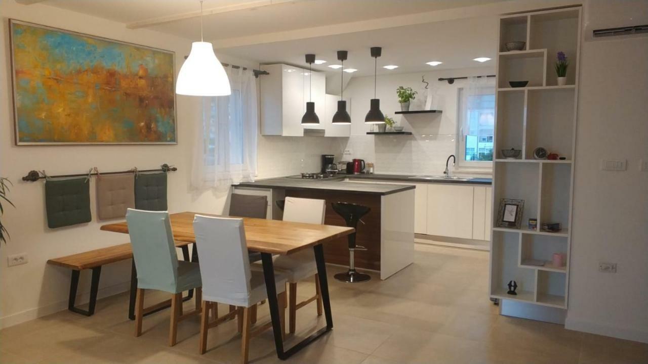 Apartments Gina تروغير المظهر الخارجي الصورة